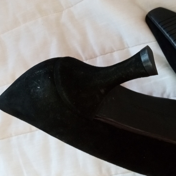 Stuart Weitzman shoes - Picture 9 of 16